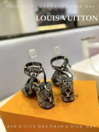 Picture of Louis Vuitton Shoes _SKULVsz34-42713572.5cmmnf0353